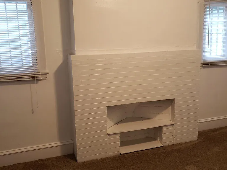 2303 Pleasant Ave — Photo 7
