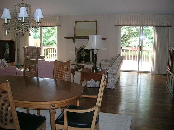 Vaulted Great Room