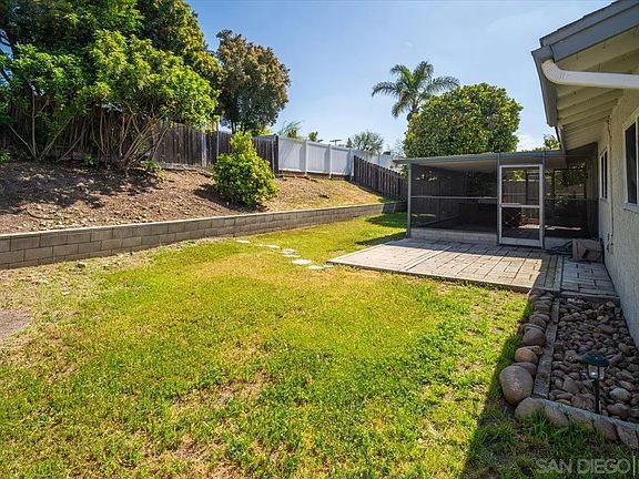 5th image of 8336 Lake Baca Dr