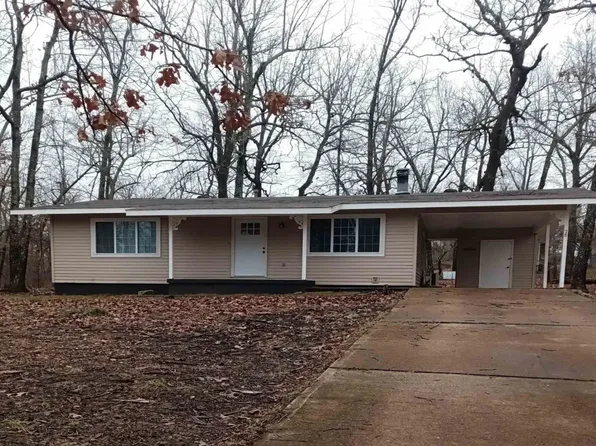 78 Saskatchewan Dr, Cherokee Village, AR 72529