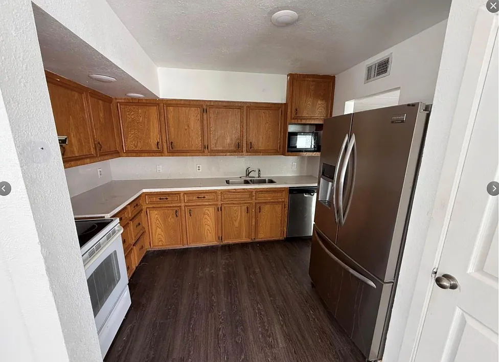 3 bed, 1920 sqft, $1,850 — Photo 4