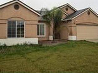 1681 Butternut St, Lemoore, CA 93245