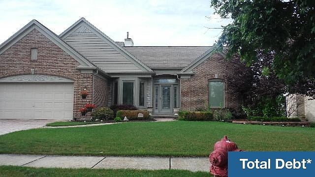 1st image of 46080 Larchmont Dr