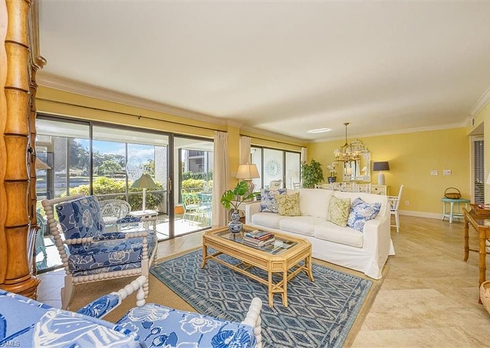 1st image of 544 Retreat DR #101