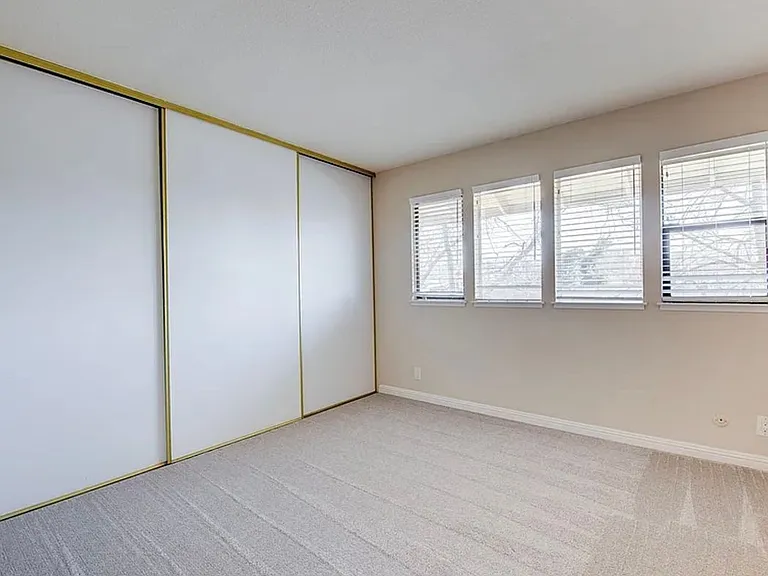 2415 Horizon Ln #129 — Photo 11