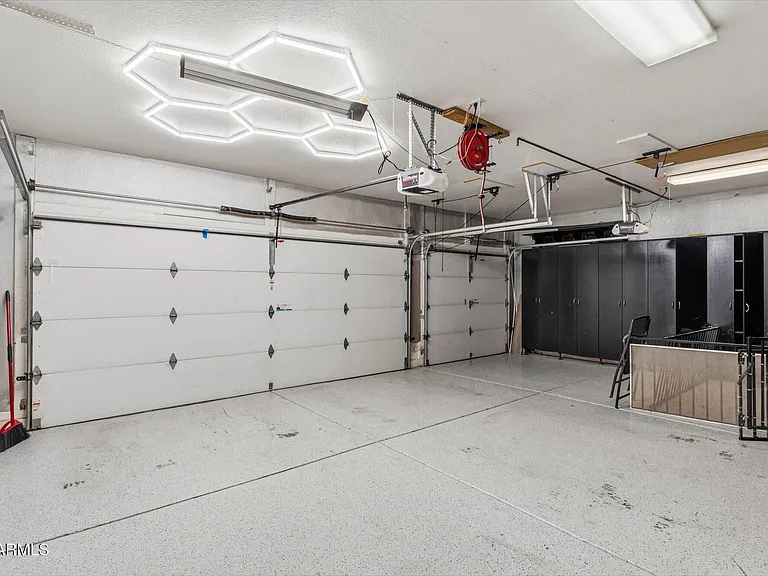 5761 W Park Ave — Photo 29