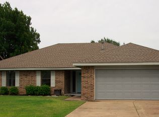 2108 Tanglewood Dr, Edmond, OK 73013