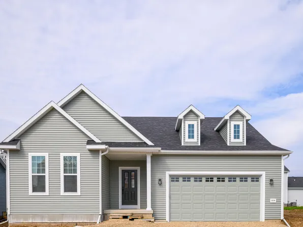 5936 Rosewood Dr, Mc Farland, WI 53558
