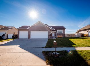 213 27th Ave NE, Watford City, ND 58854