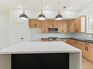 8044 Sunbury St, Houston, TX 77028