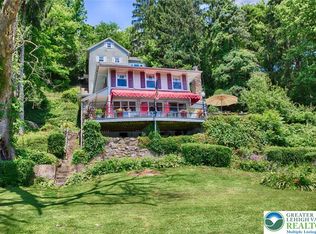 5449 De Pues Rd, Bangor, PA 18013