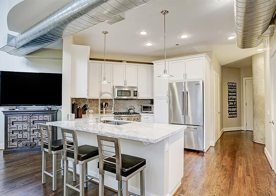 1st image of 5005 Hidalgo St Unit 614
