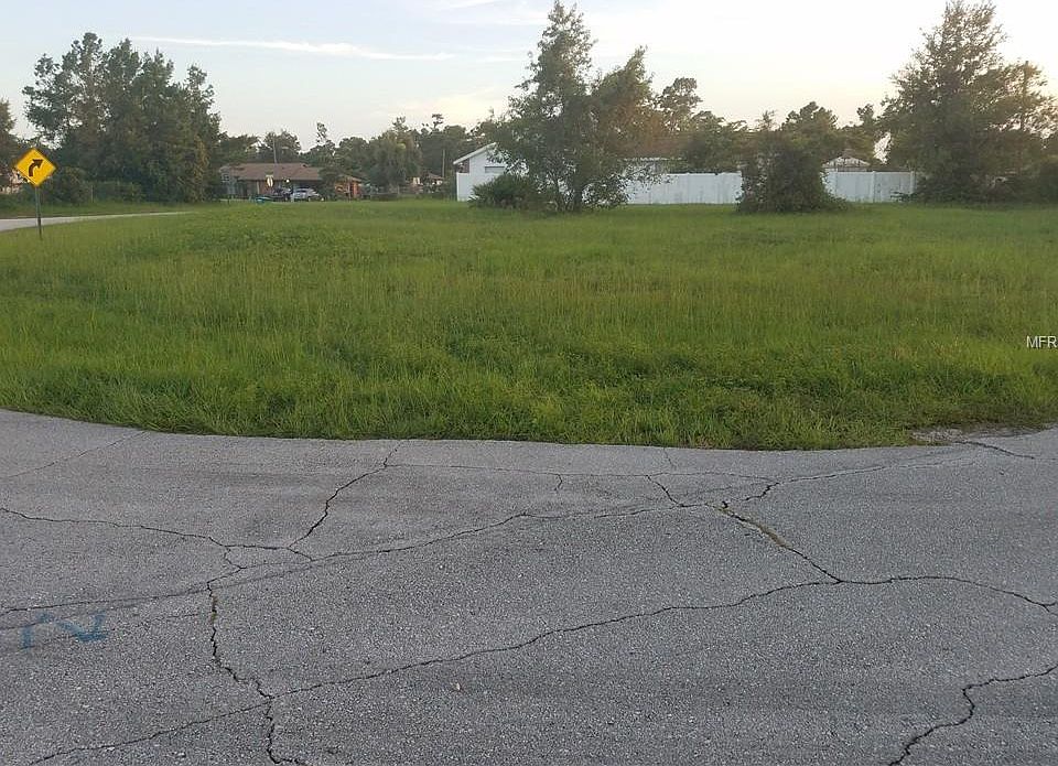2nd image of 1540 Dellbrook Dr