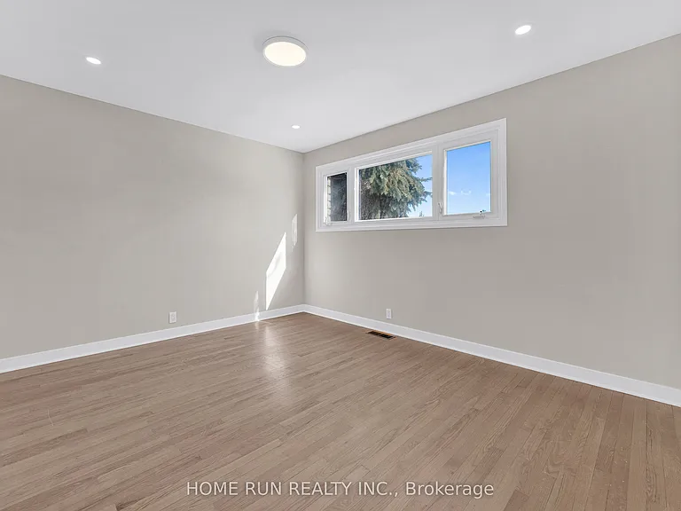 1259 Meadowlands Dr E — Photo 28