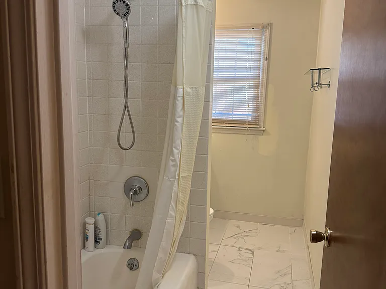 3 Elm St #7 — Photo 7