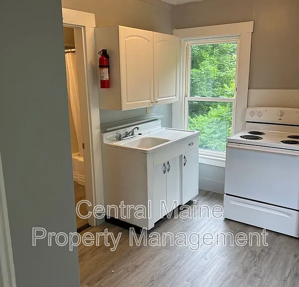 60 Spring St #3 — Photo 4