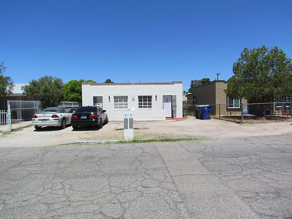 2nd image of 208-210 W Palmdale St