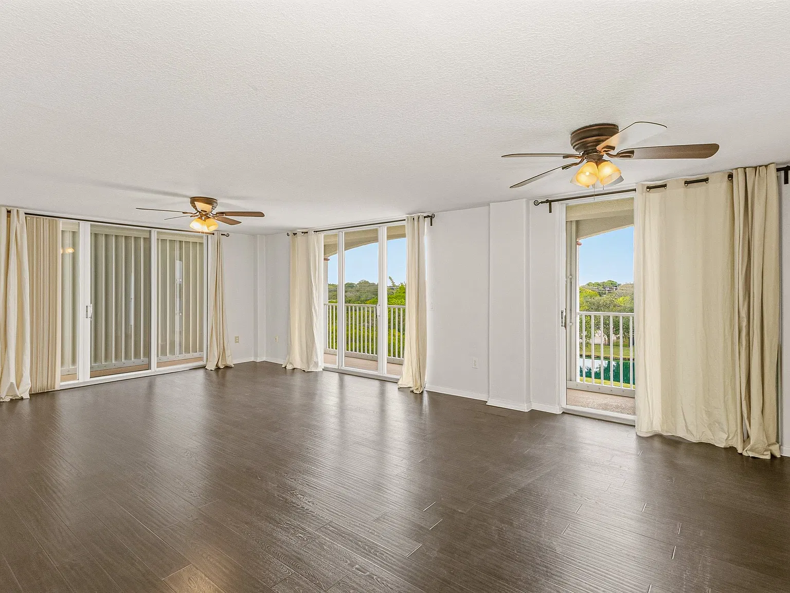 3 bed, 1852 sqft, $2,450 — Photo 4