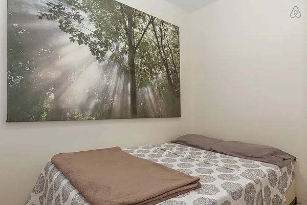 Rented by Charles Coutinho LLC | media 25