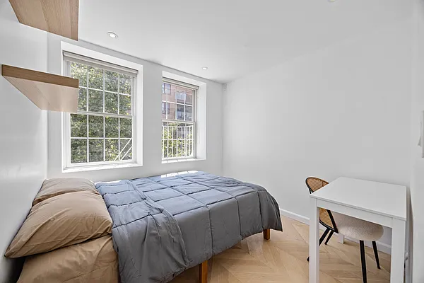 Rented by John W. Chang, LREB | media 4