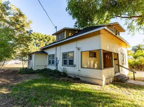 247 S H St, Lakeview, OR 97630