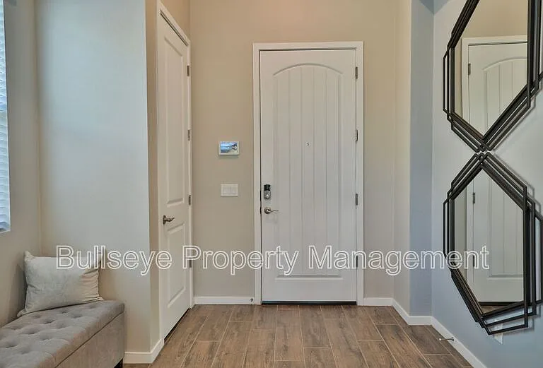 2152 N 141st Ave — Photo 4