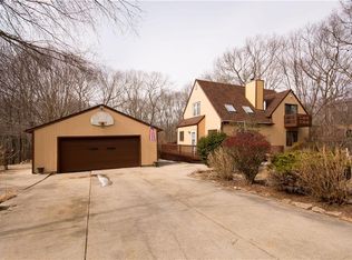 833 Hopkins Hill Rd, West Greenwich, RI 02817