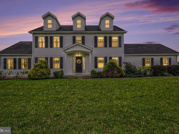 1227 W Trindle Rd, Mechanicsburg, PA 17055