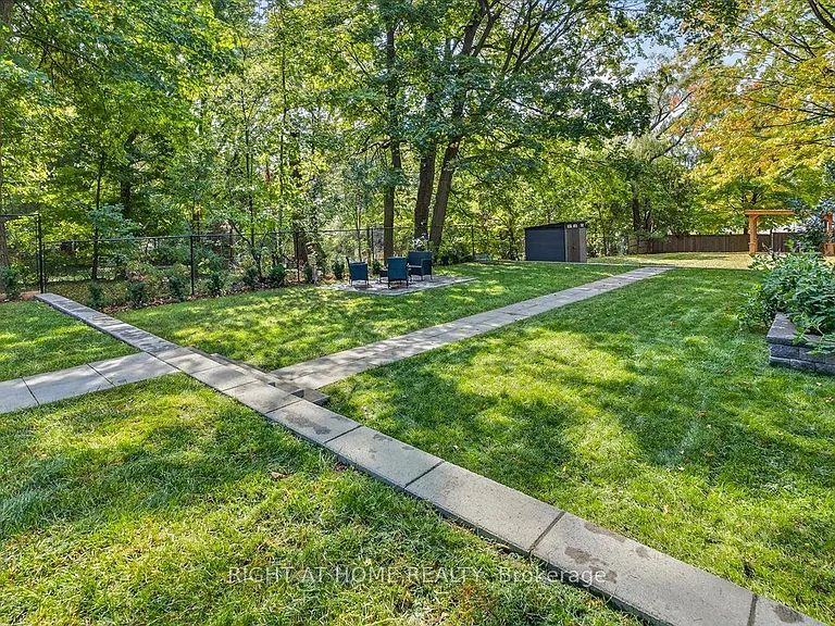 64 Larwood Blvd — Photo 43
