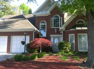 5413 Brooke Ridge Cir, Dunwoody, GA 30338