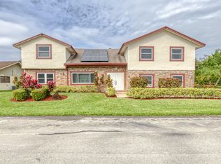 821 SW 89th Ter, Plantation, FL 33324