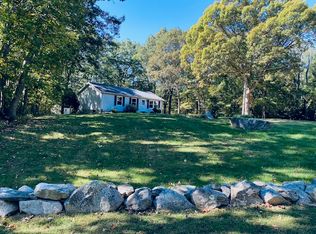 385 East St, Uxbridge, MA 01569