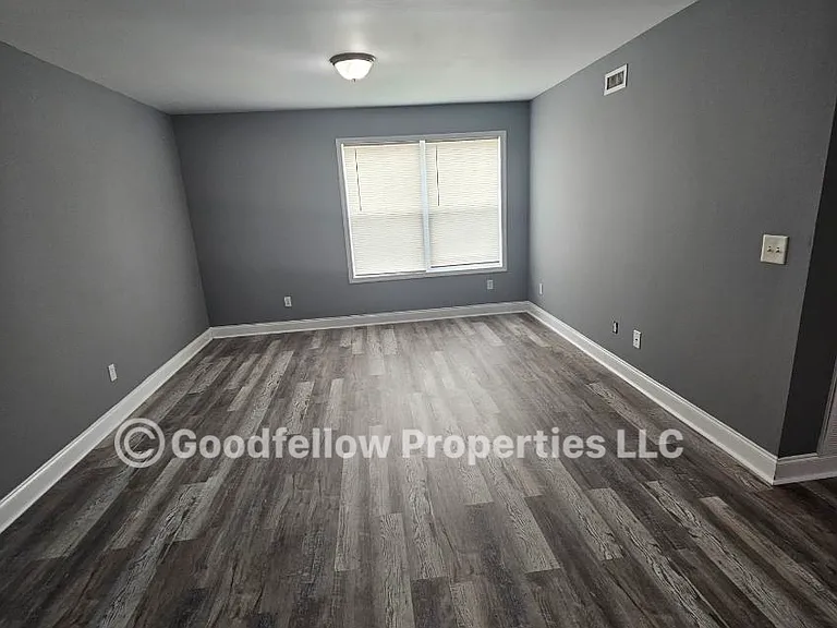 1049 Old Florence Rd #G — Photo 3