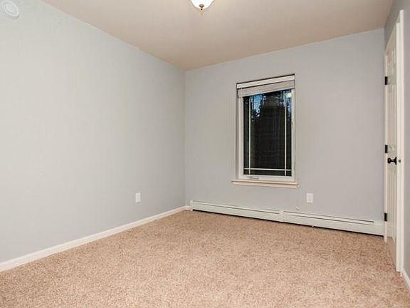 3rd image of 1430 Itta Dr #A