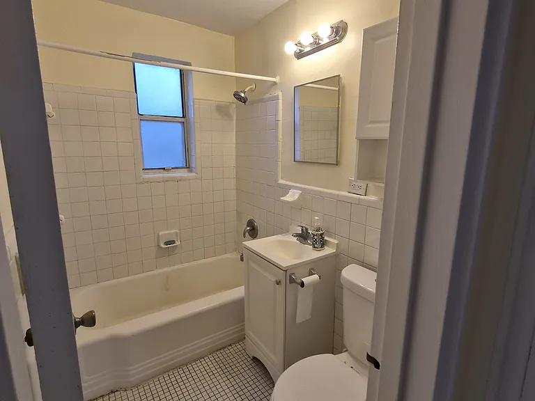 3072 Patrick Henry Dr #202 — Photo 3