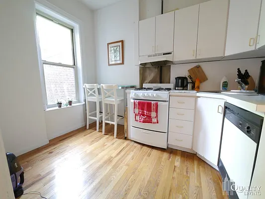 Rented by (Legacy) NY Quality Living Uptown | media 34