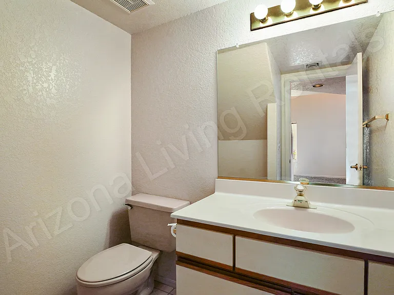 420 Acoma Blvd S #34 — Photo 16