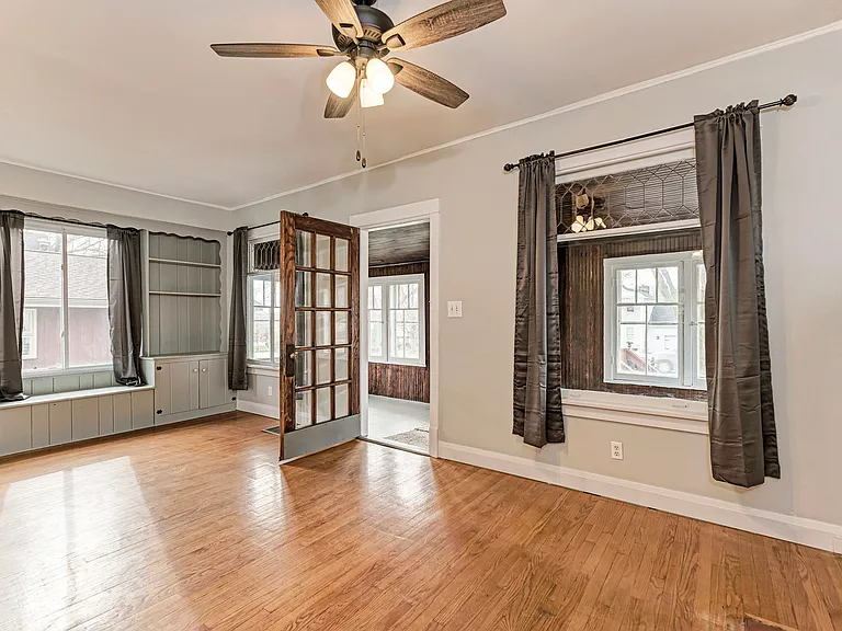 4915 Edward Ave — Photo 6