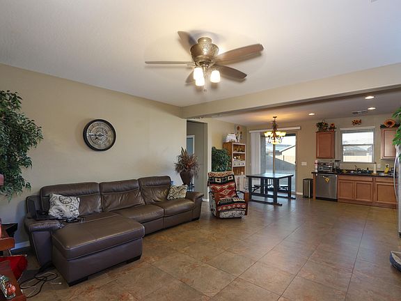 5th image of 41560 W Anne Ln