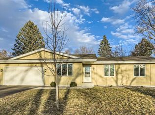 3148 Independence Ave N, New Hope, MN 55427