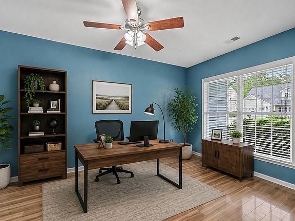 2nd image of 513 Mountain Laurel Cir