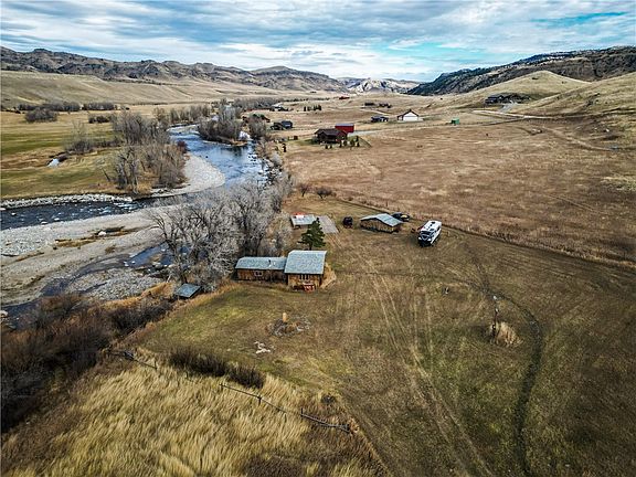 2nd image of 23 Spreading Winge Ln