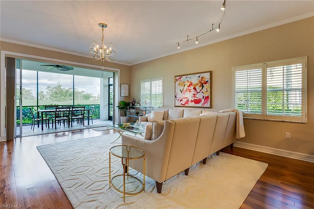 2 bed, 2.0 bath, 1880 sqft, $9,000 — Photo 3