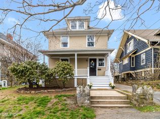 16 Wessels Pl, Greenwich, CT 06830