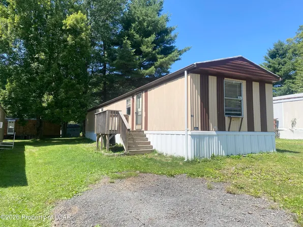 48 Country Crest Ln, Hunlock Creek, PA 18621