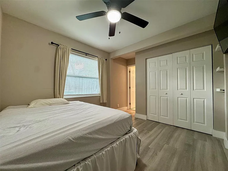 1871 NW 31st Ct — Photo 23