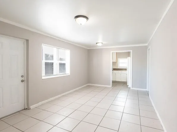 1104 22nd St Unit 4, West Palm Beach, FL 33407