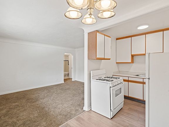 3rd image of 770 N Albion St #207