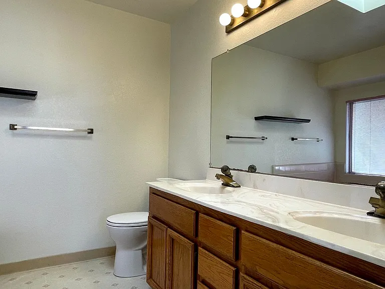 1124 Calle Almaden — Photo 26