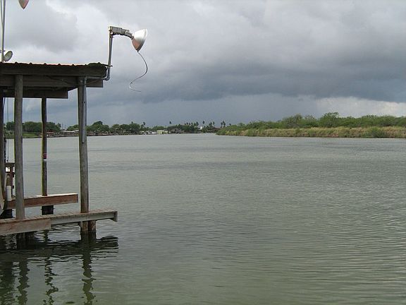 ARROYO CITY'S  TARPON HERD LIVES HERE, JUST OFF YOUR PIER